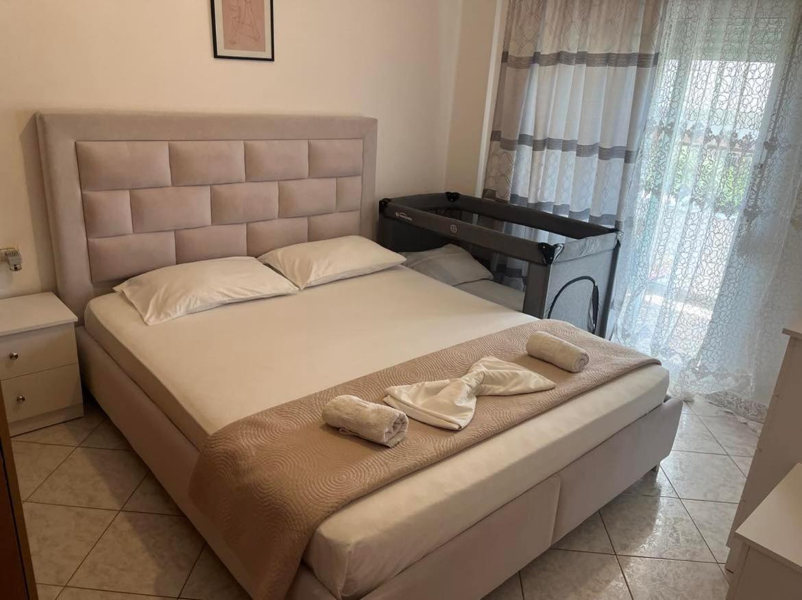 Mimoza Apartments ซารานเดอ ภายนอก รูปภาพ